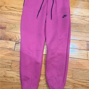 Nike Fuchsia Joggers & fleece
